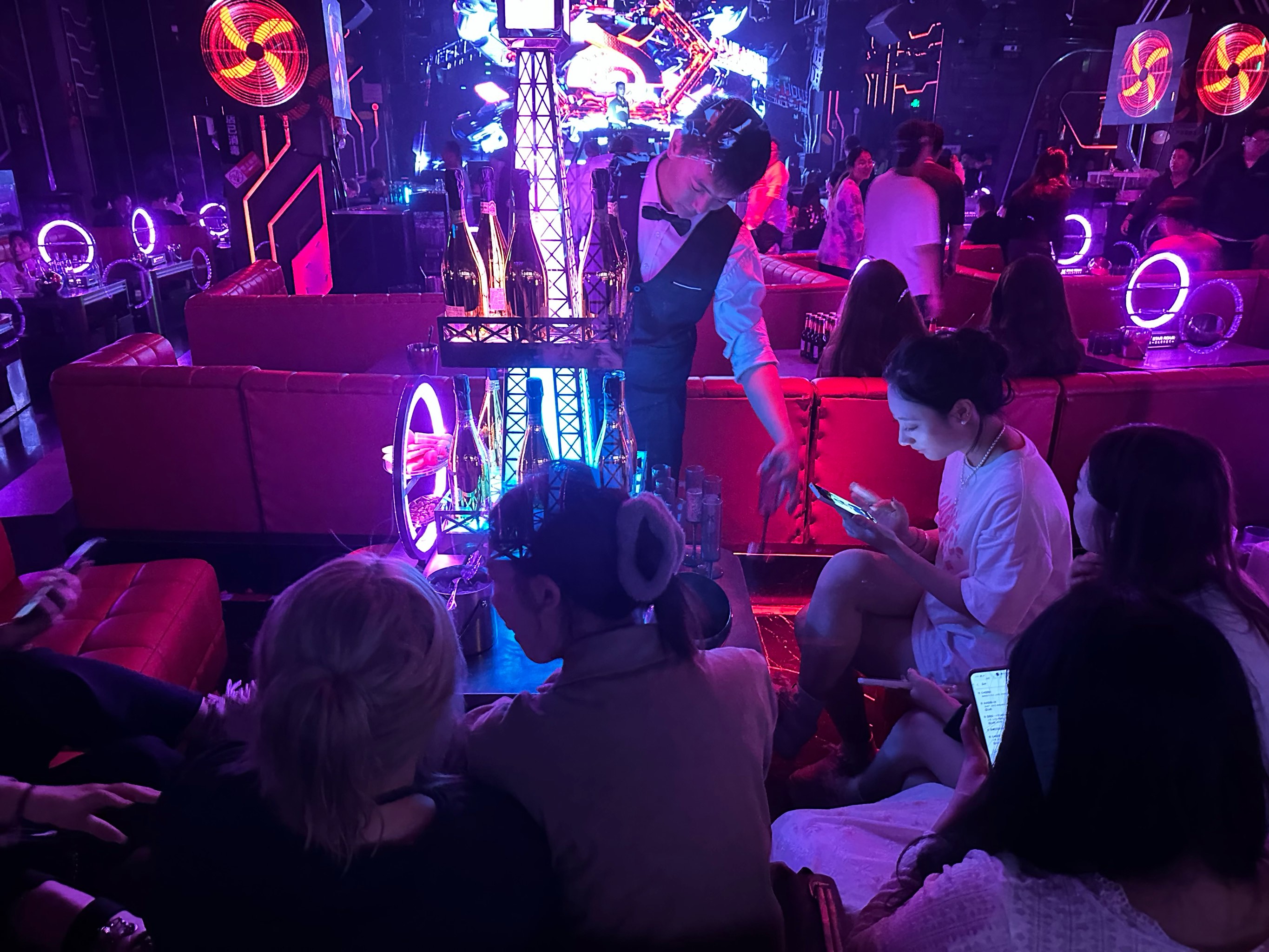 常德商务ktv哪里有好地方推荐-津市市ktv预订